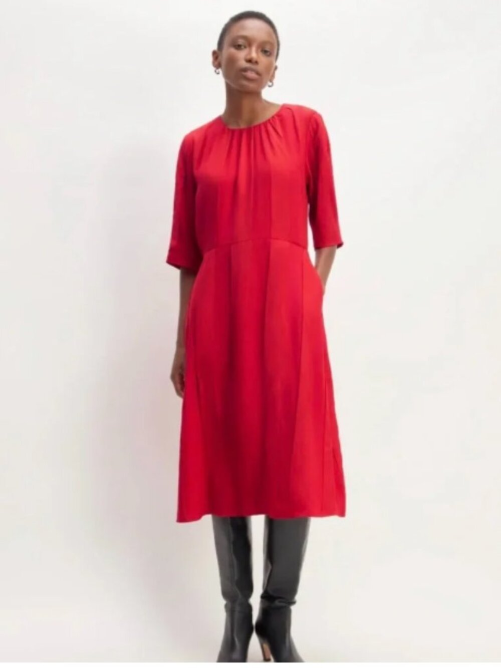 Everlane Vibrant Red plus size midi Dress. Minimalist Classic Midi